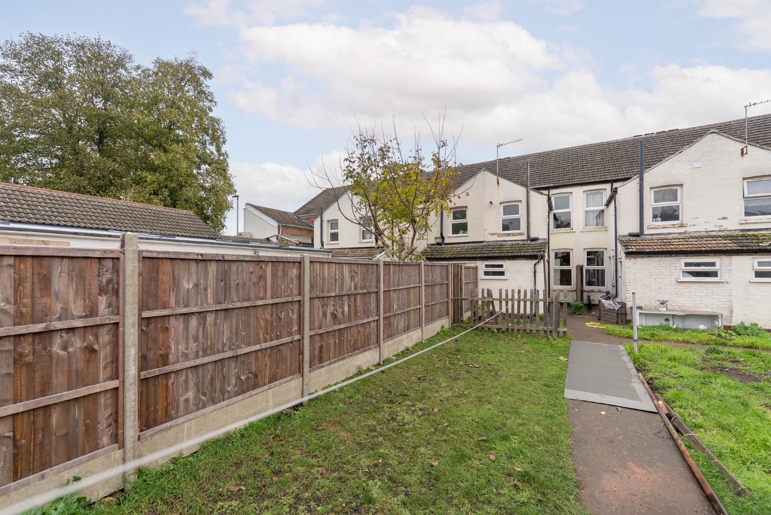 2 bed terraced house for sale in Clarence Road, Peterborough  - Property Image 16