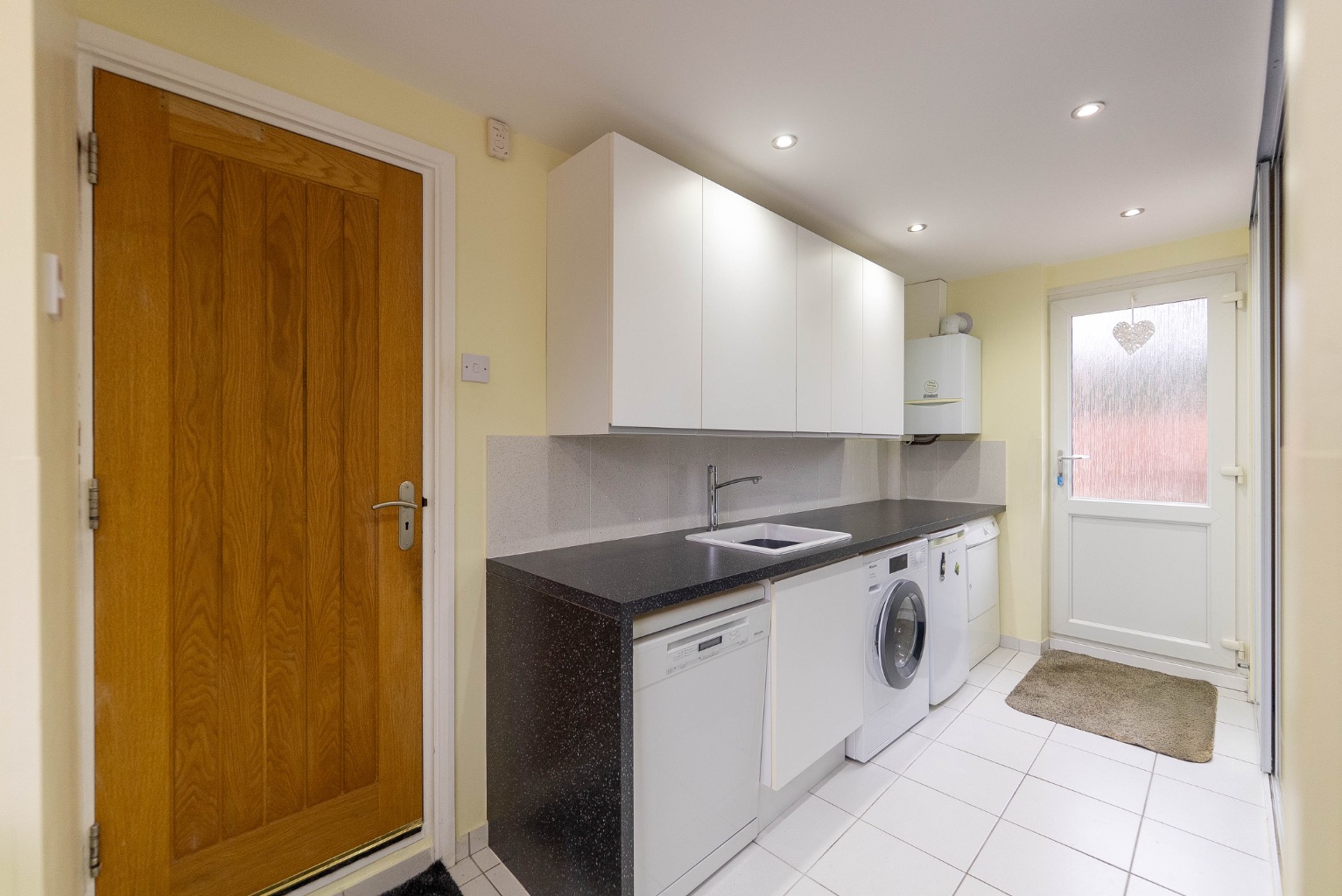 4 bed detached house for sale in Fairfields Drive, Cambridgeshire 9