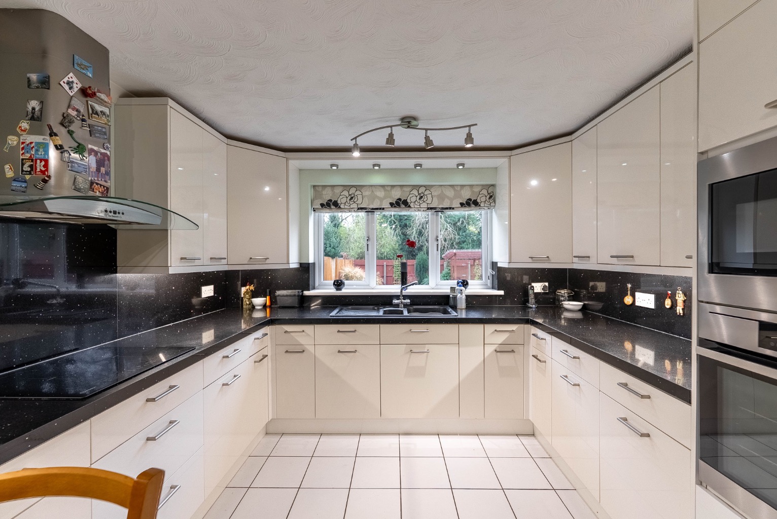 4 bed detached house for sale in Fairfields Drive, Cambridgeshire 8