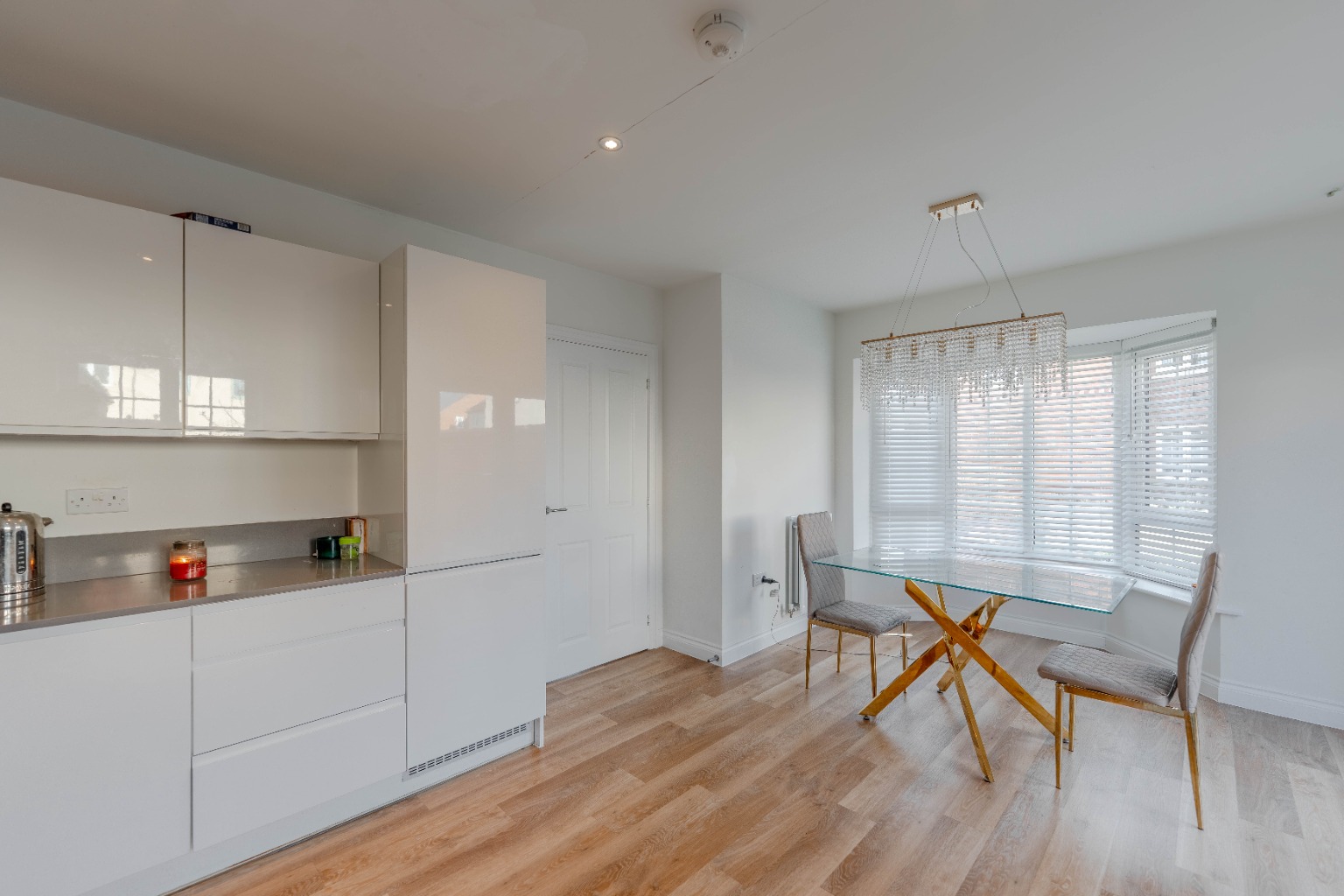 3 bed semi-detached house for sale in Walston Way, Cambridgeshire  - Property Image 6