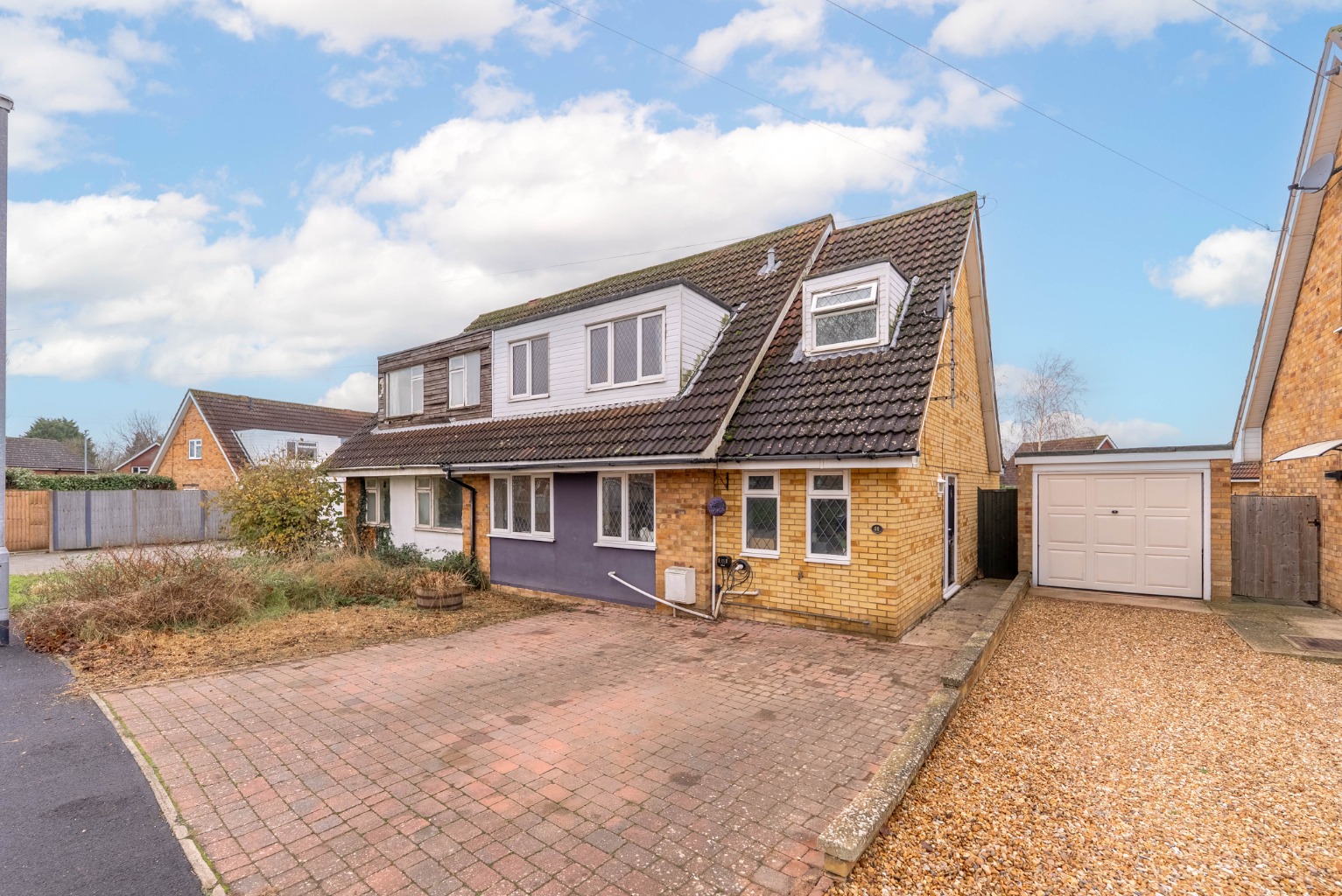 3 bed semi-detached house for sale in Manor Lane, Huntingdon  - Property Image 1