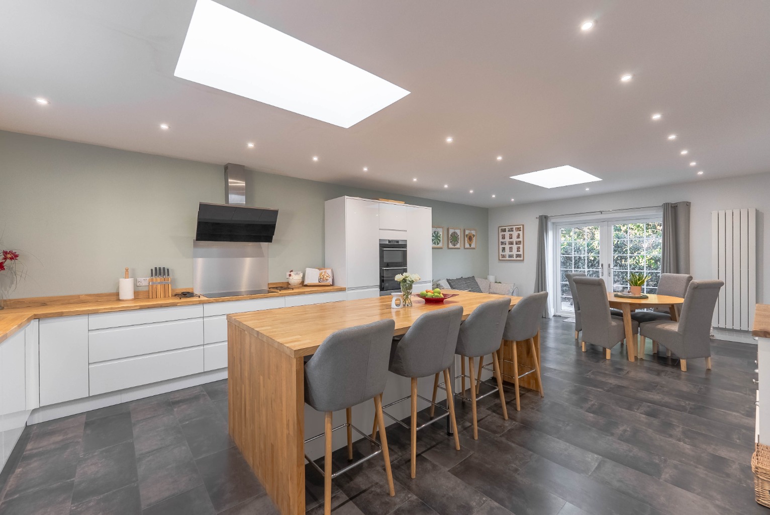 5 bed detached house for sale in Station Road, Cambridgeshire  - Property Image 2