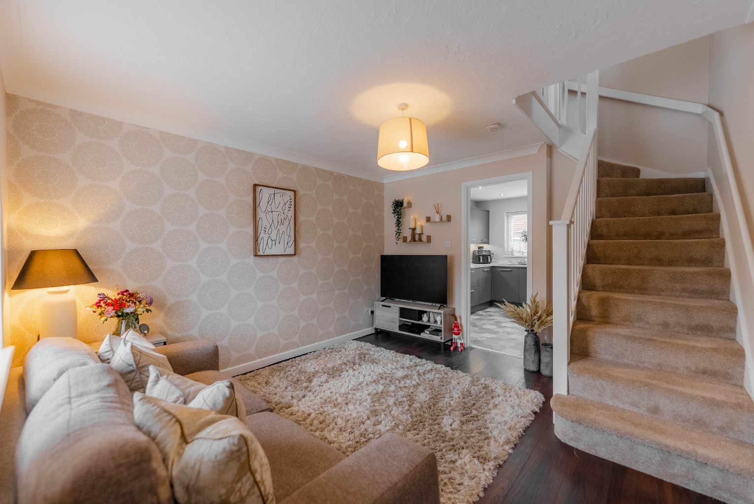 2 bed end of terrace house for sale in Sparrowhawk Way, Cambridgeshire  - Property Image 3