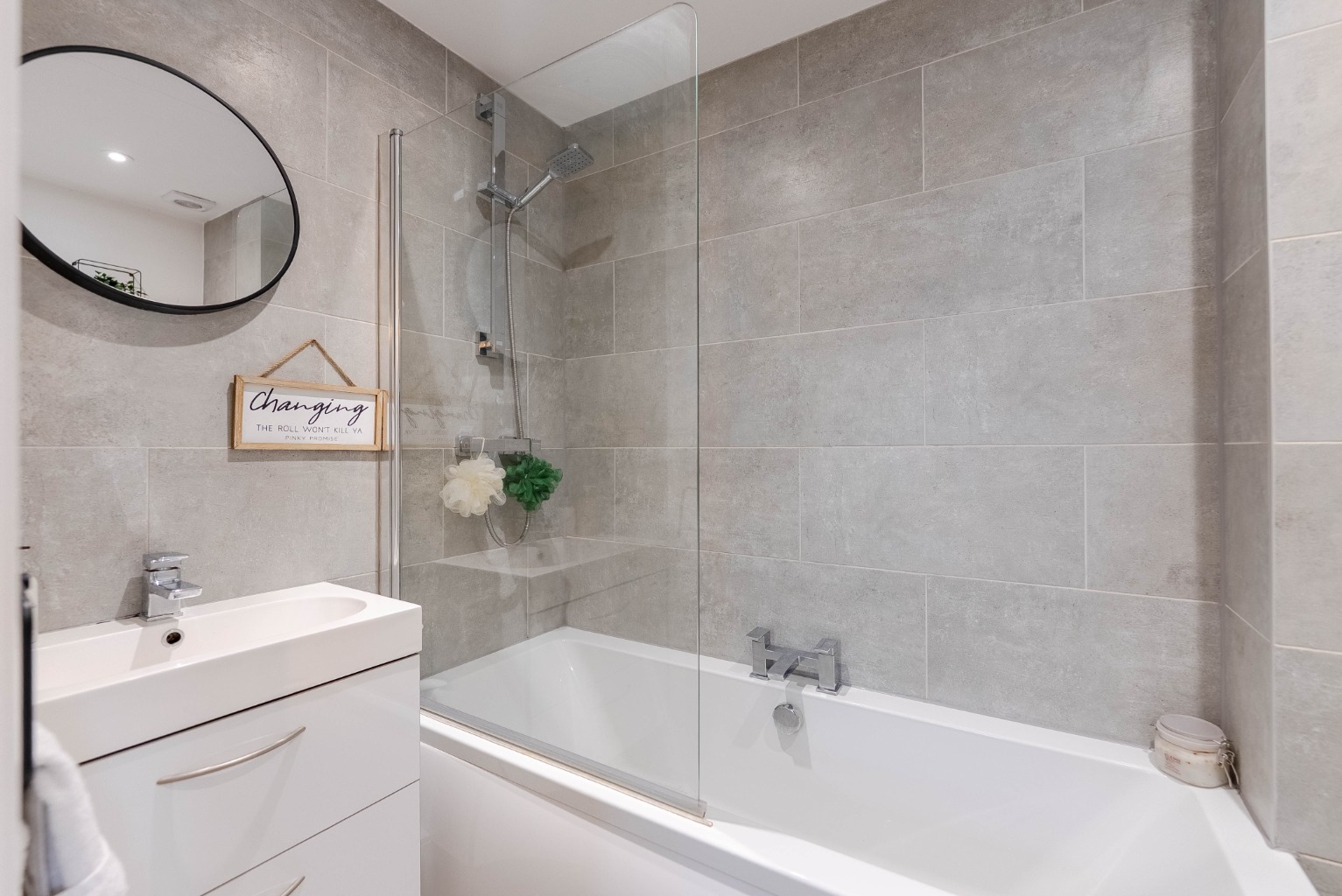 2 bed end of terrace house for sale in Sparrowhawk Way, Cambridgeshire 6