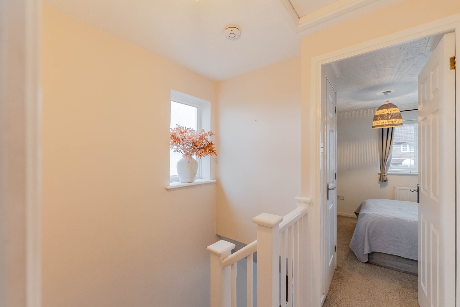 2 bed end of terrace house for sale in Sparrowhawk Way, Cambridgeshire  - Property Image 11