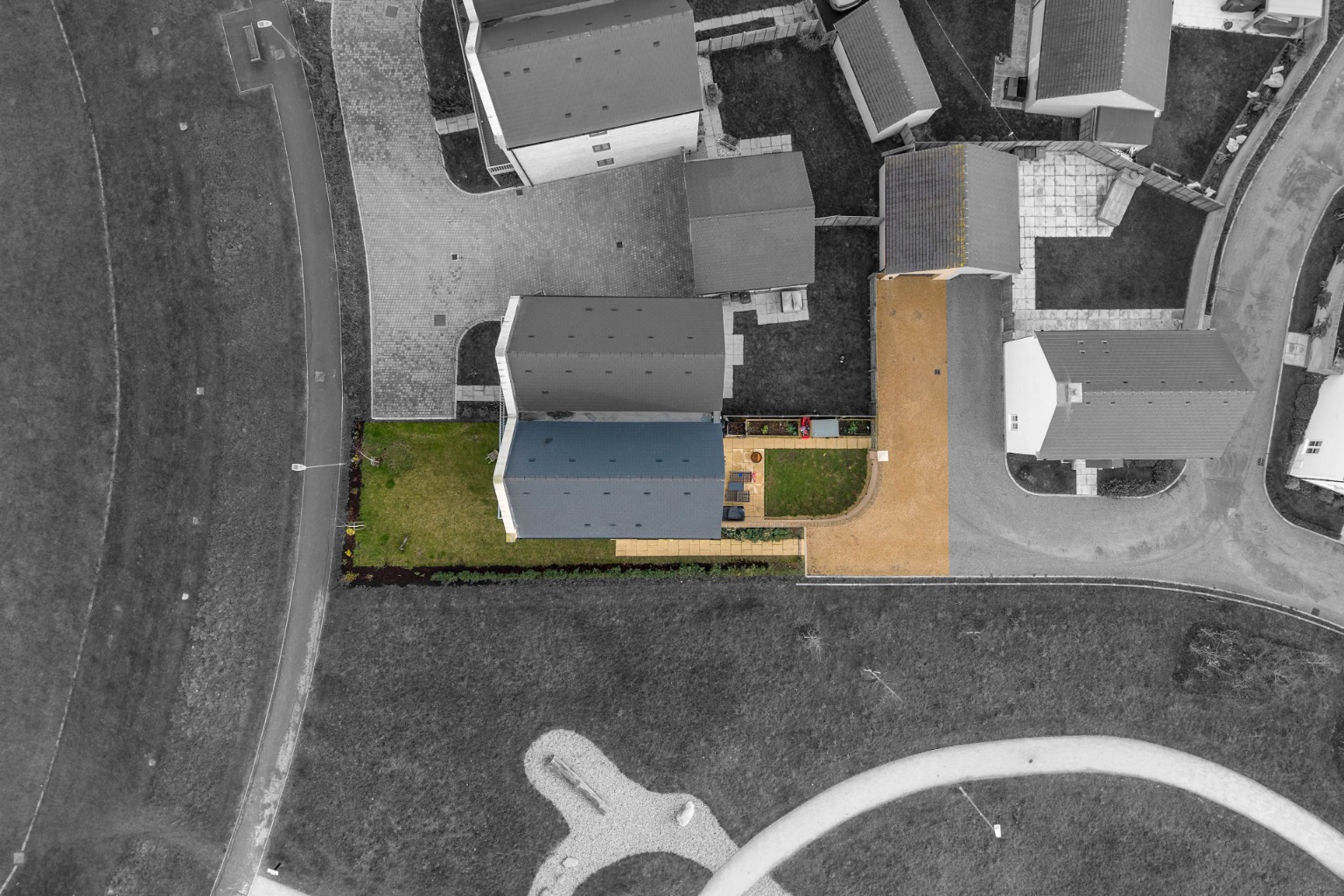 4 bed semi-detached house for sale in Geldart Way, Cambridgeshire  - Property Image 16