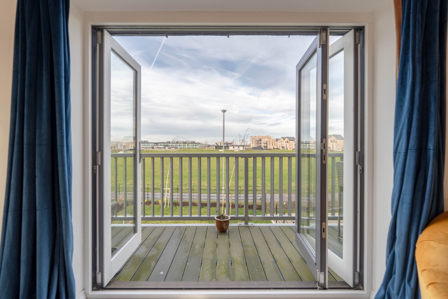 4 bed semi-detached house for sale in Geldart Way, Cambridgeshire 4