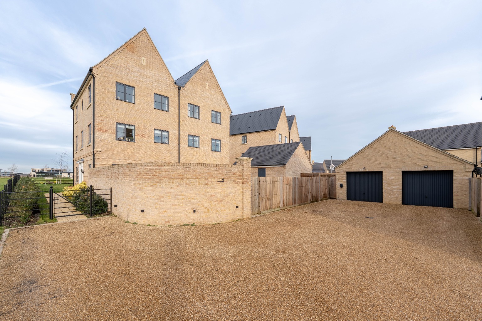 4 bed semi-detached house for sale in Geldart Way, Cambridgeshire 23