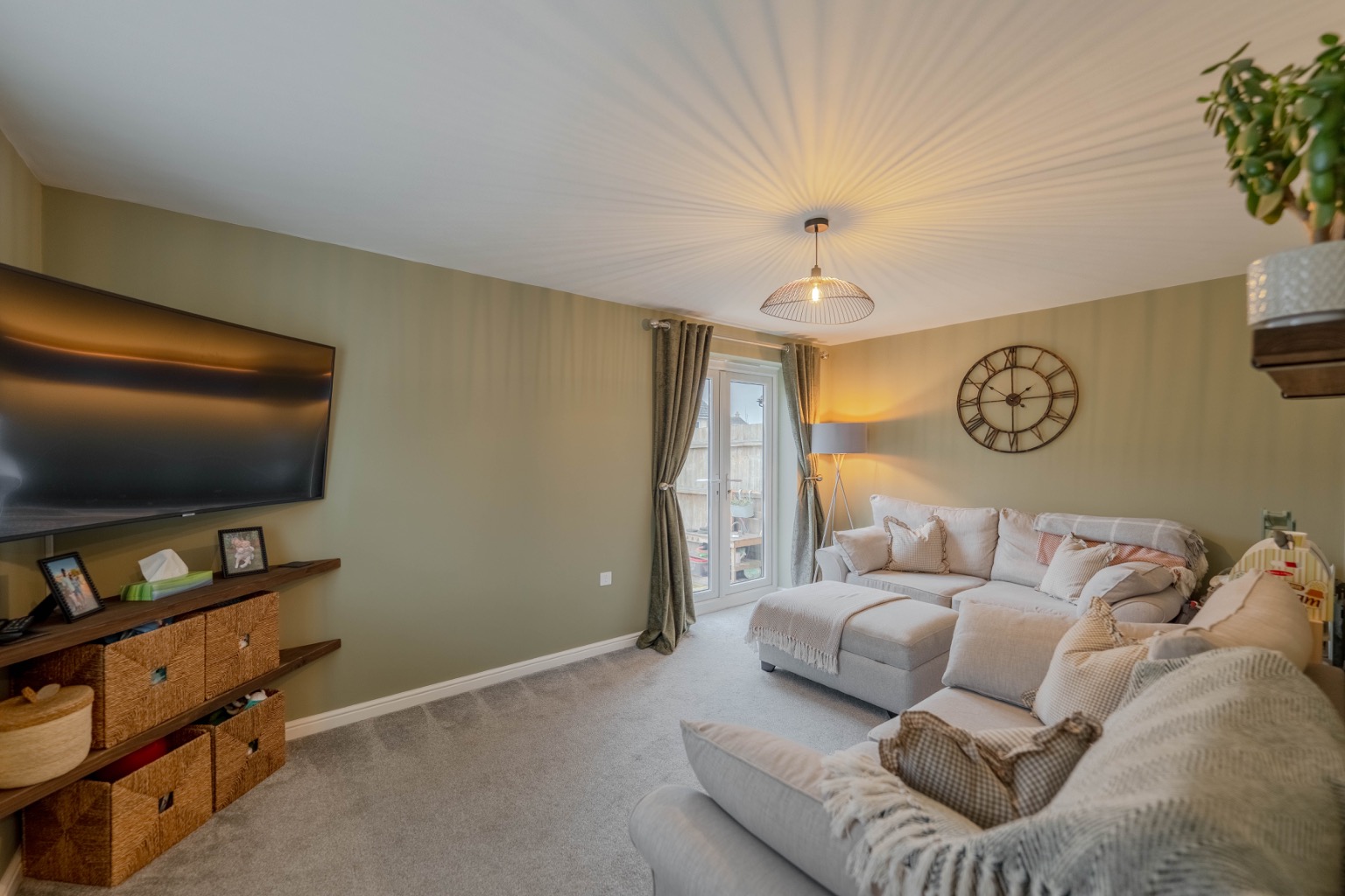 3 bed semi-detached house for sale in Portholme Close, Cambridgeshire  - Property Image 9