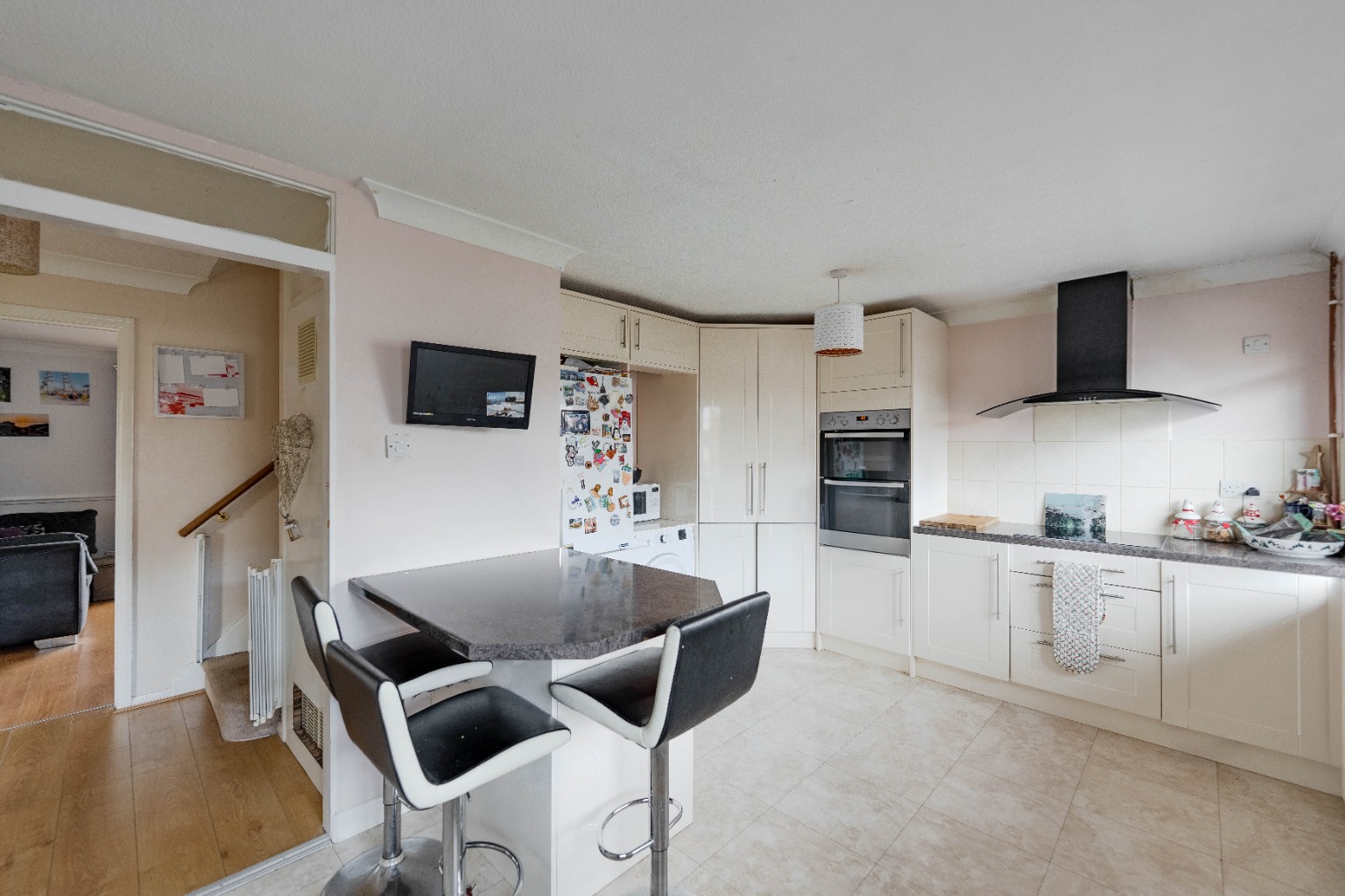 4 bed semi-detached house for sale in Bramble End, Cambridgeshire  - Property Image 5