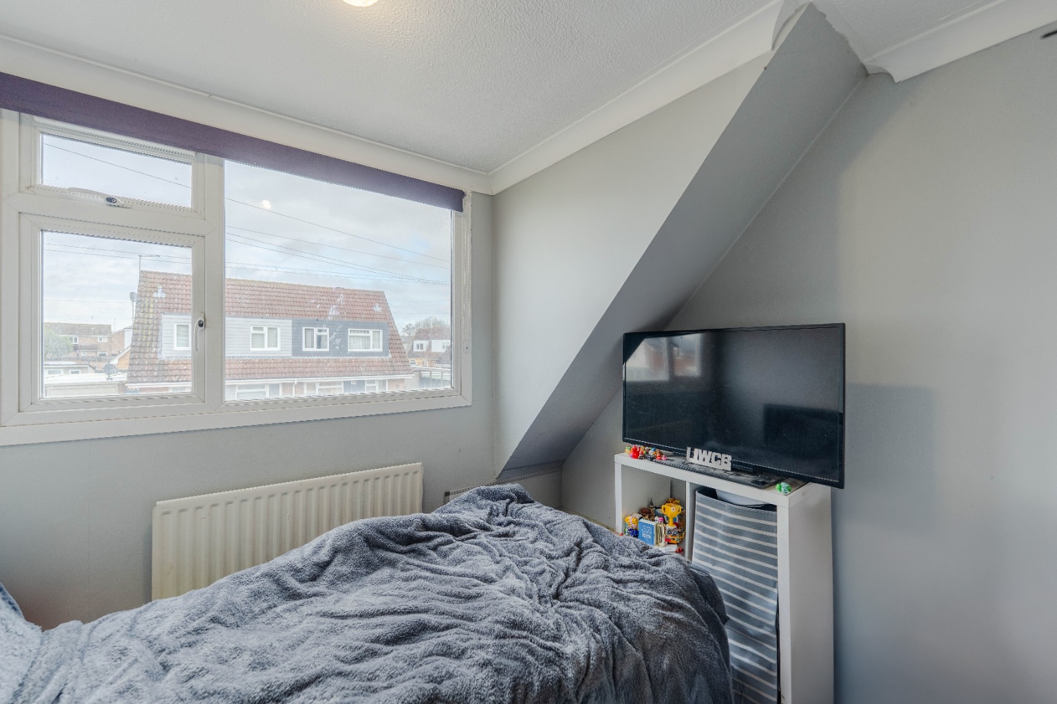 4 bed semi-detached house for sale in Bramble End, Cambridgeshire 9