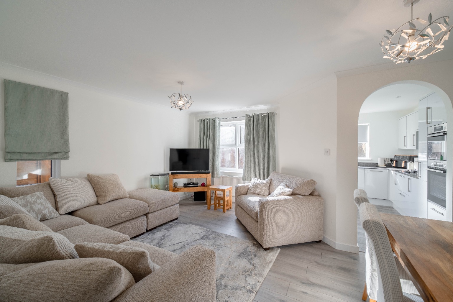 3 bed semi-detached house for sale in Orchard Close, Cambridgeshire  - Property Image 2