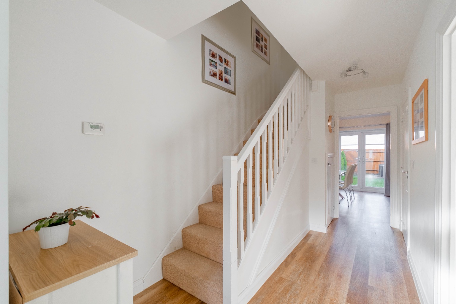3 bed terraced house for sale in Hetley Close, Cambridgeshire  - Property Image 6