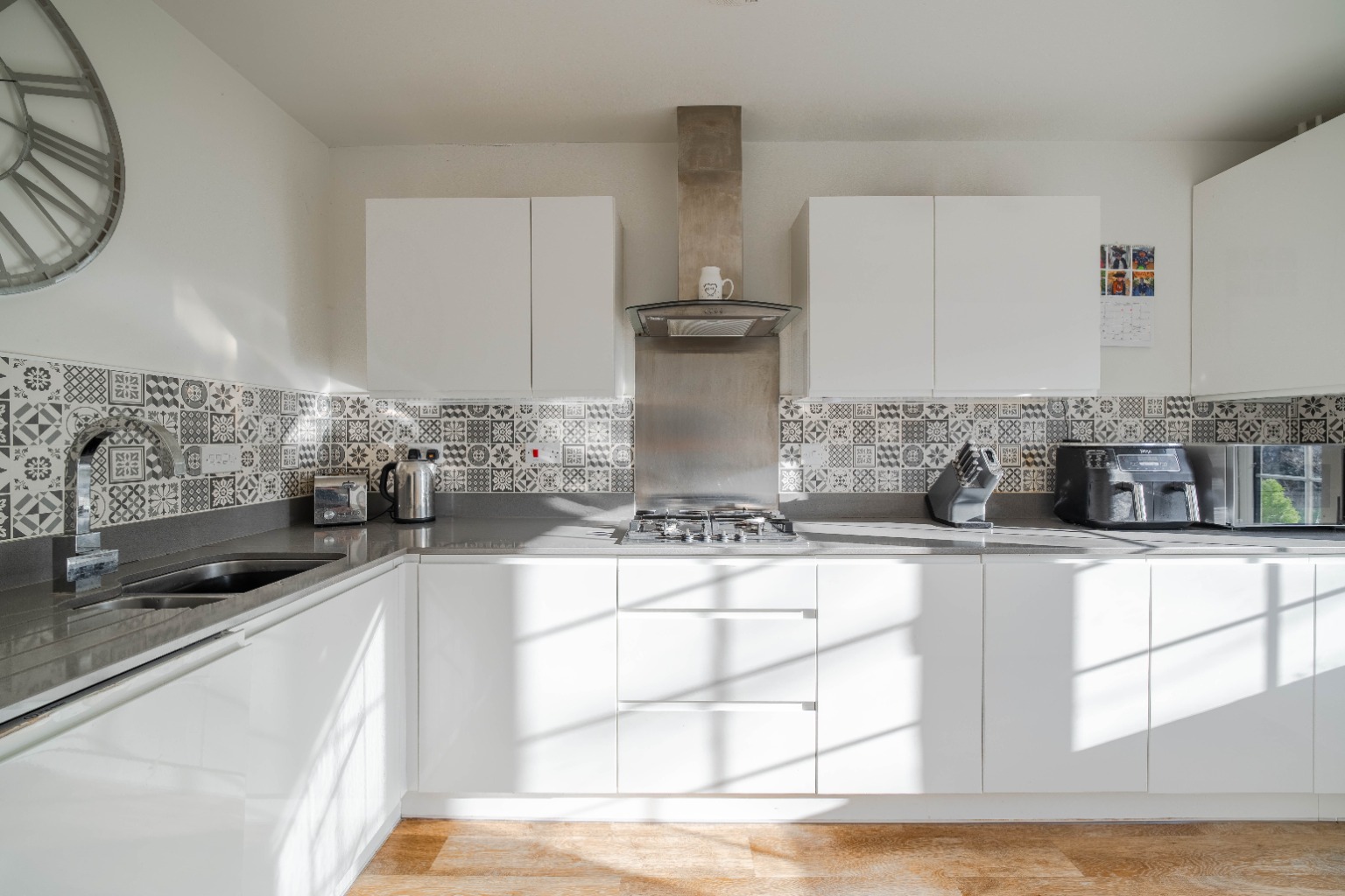 3 bed terraced house for sale in Hetley Close, Cambridgeshire 1