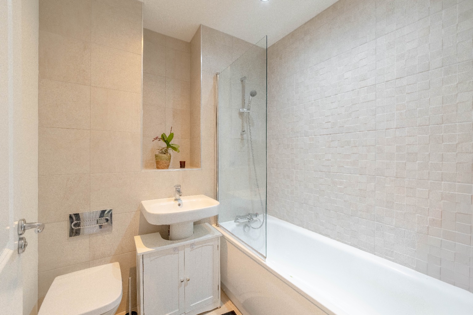 3 bed terraced house for sale in Hetley Close, Cambridgeshire 12