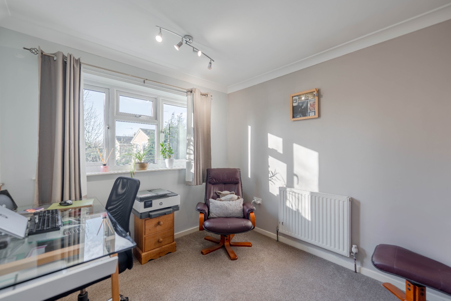 4 bed detached house for sale in Greenfields, Cambridgeshire  - Property Image 13