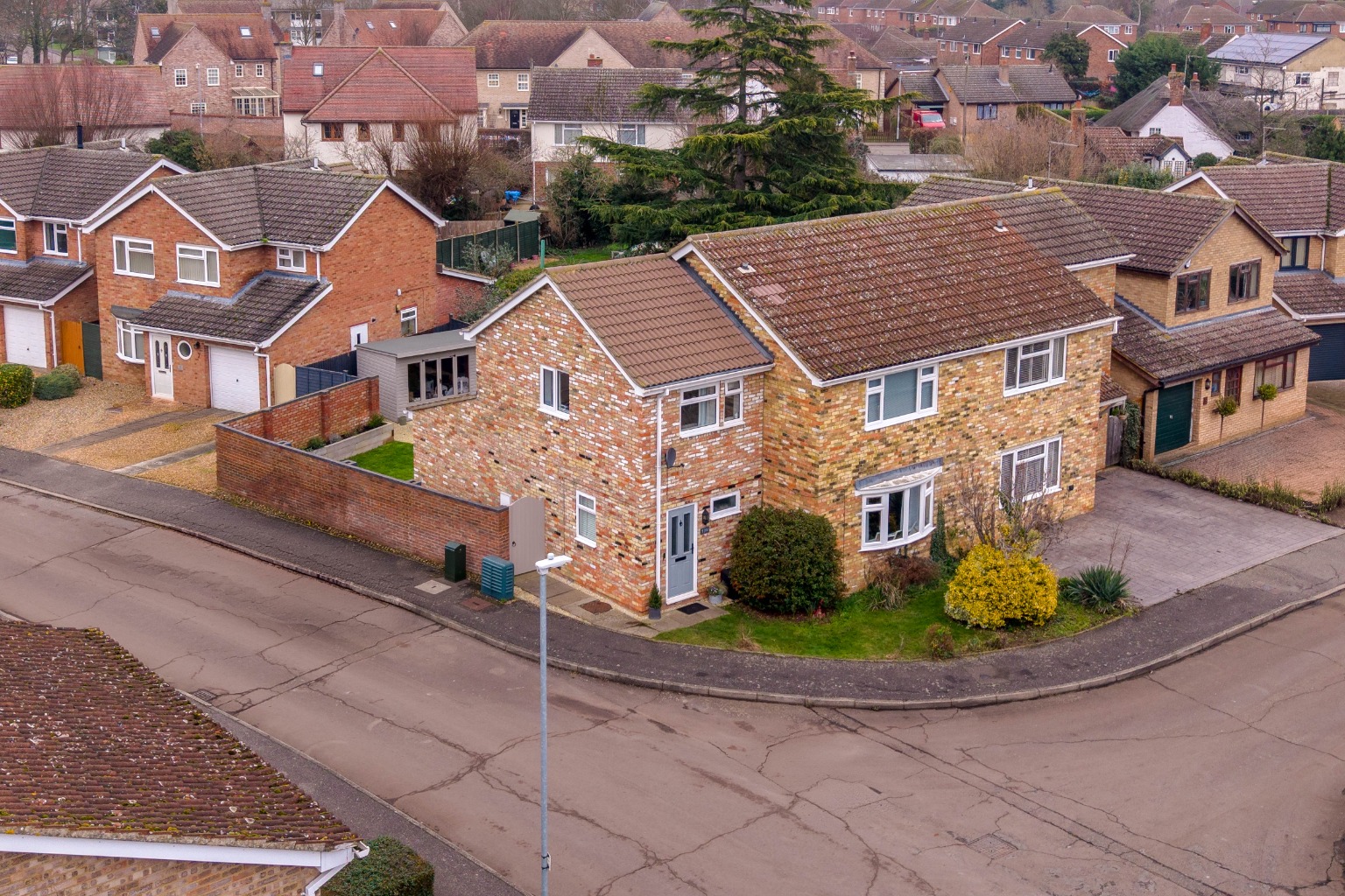 3 bed semi-detached house for sale in Abbott Close, Huntingdon 16