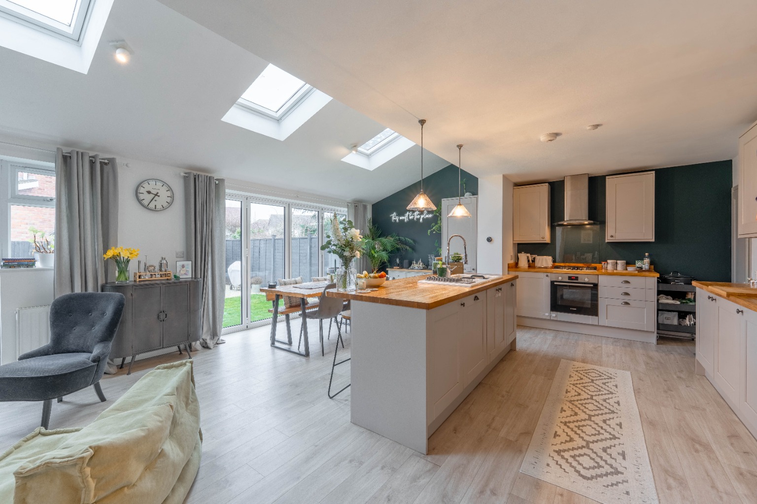 3 bed semi-detached house for sale in Abbott Close, Huntingdon 1