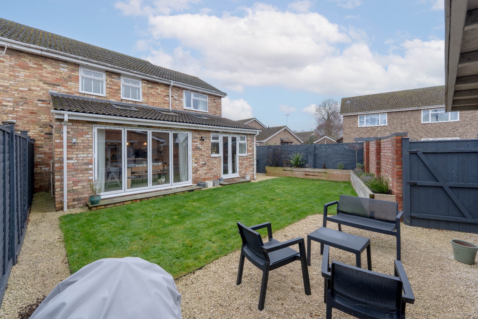 3 bed semi-detached house for sale in Abbott Close, Huntingdon  - Property Image 22