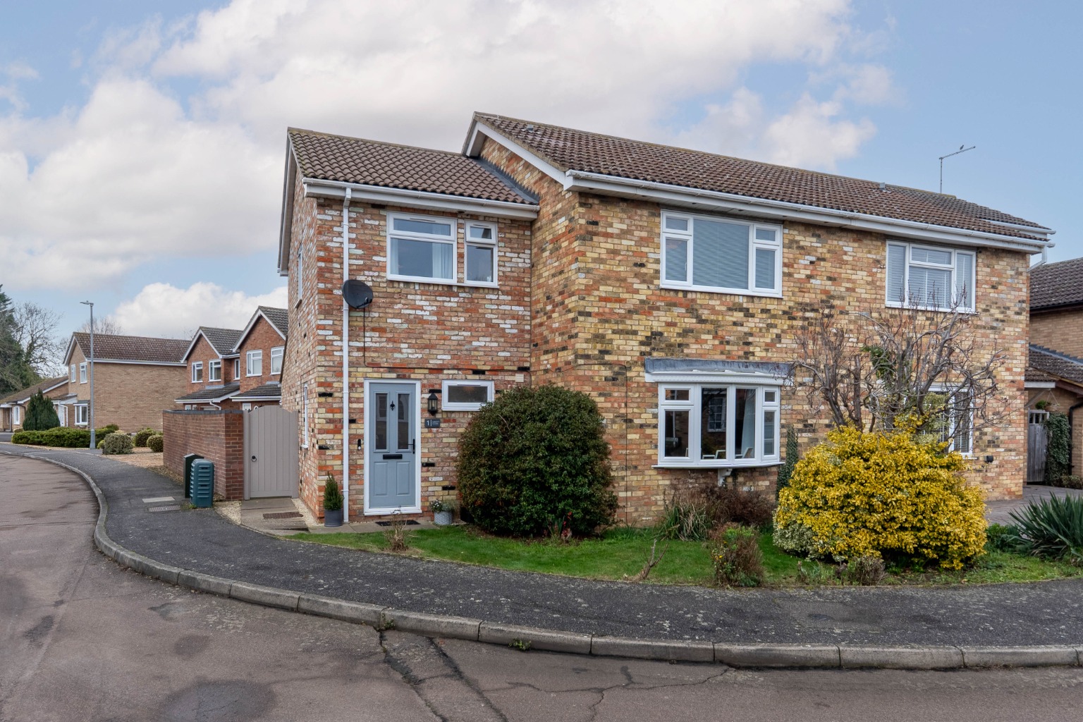 3 bed semi-detached house for sale in Abbott Close, Huntingdon, PE28