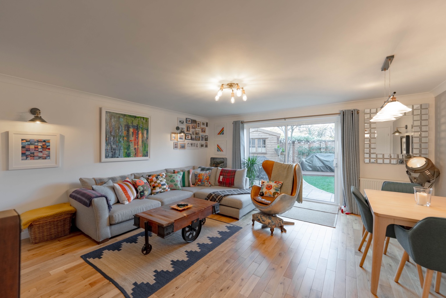 4 bed link detached house for sale in Pipers Lane, Huntingdon 8