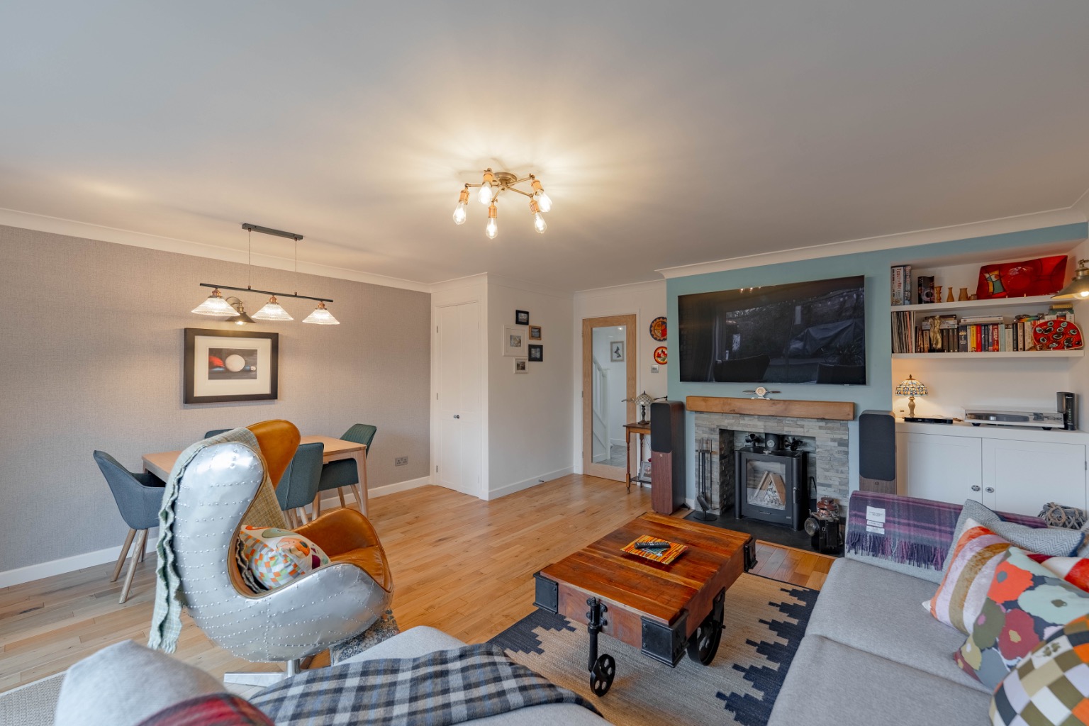 4 bed link detached house for sale in Pipers Lane, Huntingdon  - Property Image 3