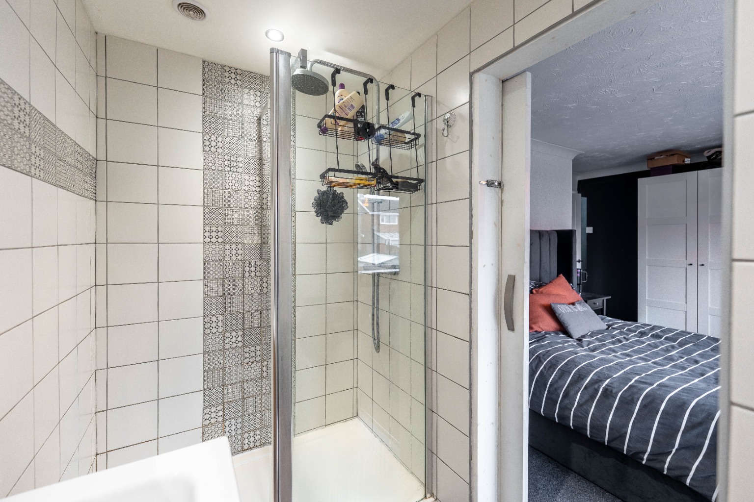 3 bed semi-detached house for sale in Lenton Close, Cambridgeshire  - Property Image 12