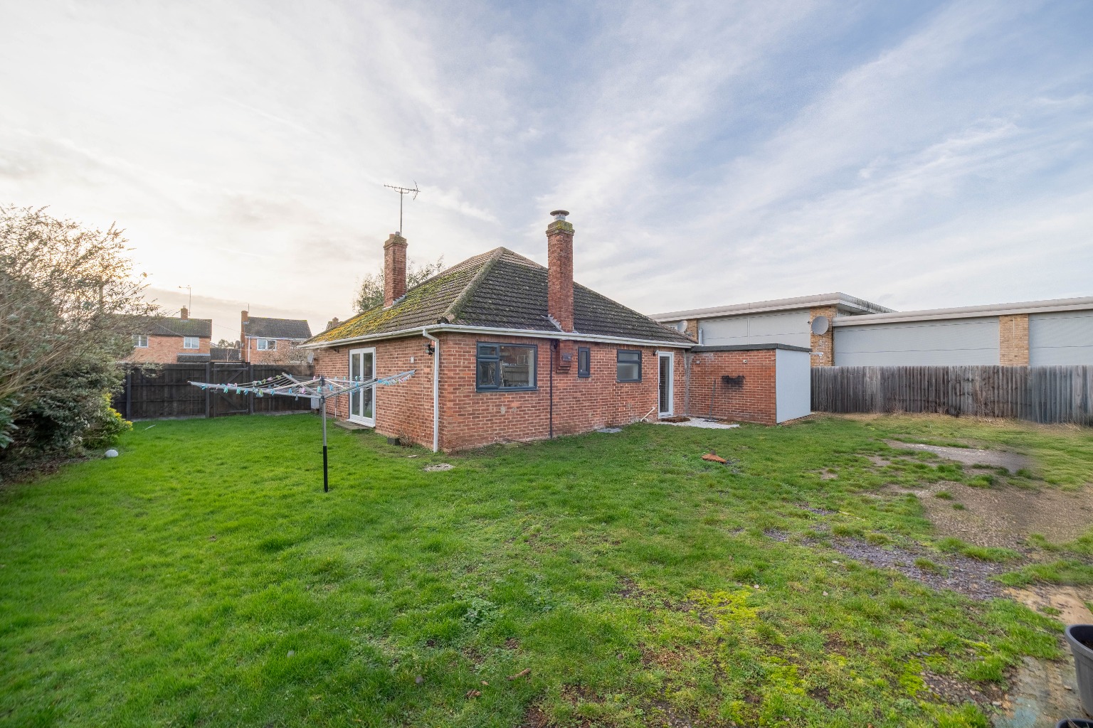2 bed detached bungalow for sale in Glatton Road, Huntingdon 20