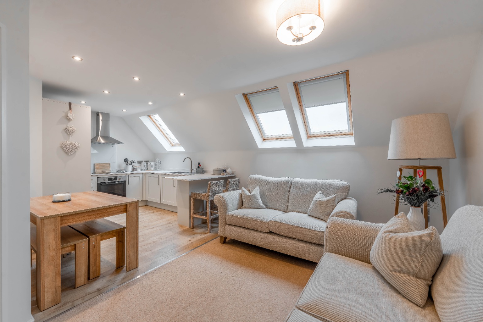 2 bed flat for sale in Stokes Drive, Huntingdon - Property Image 1
