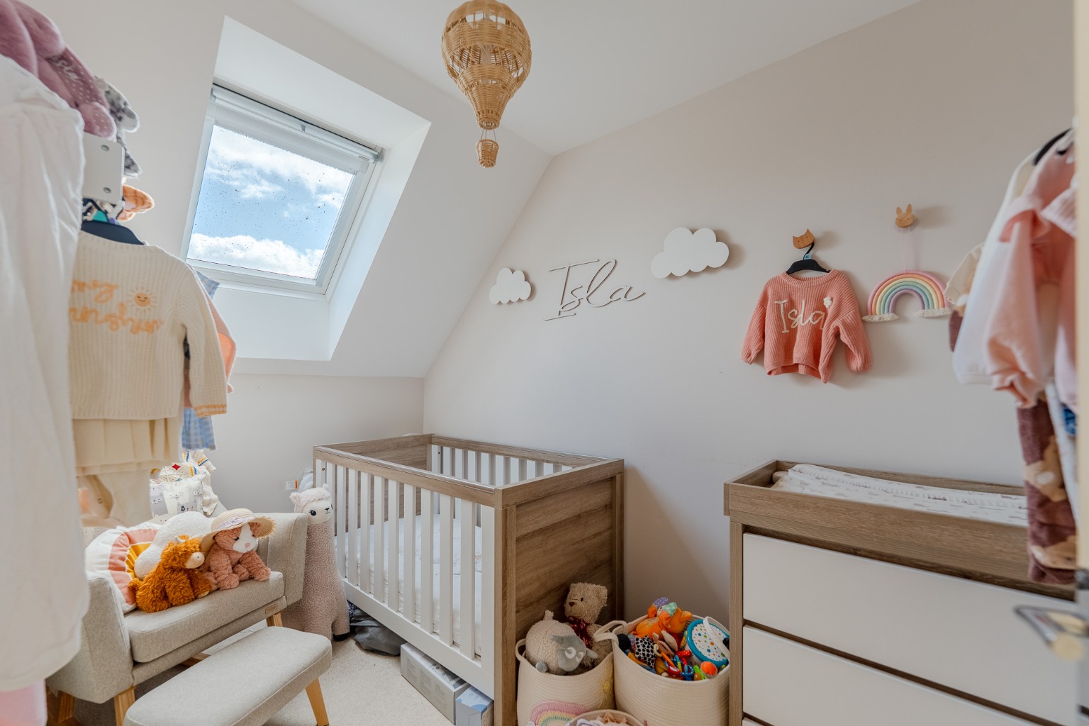 3 bed semi-detached house for sale in Dunnock Way, St. Ives  - Property Image 15