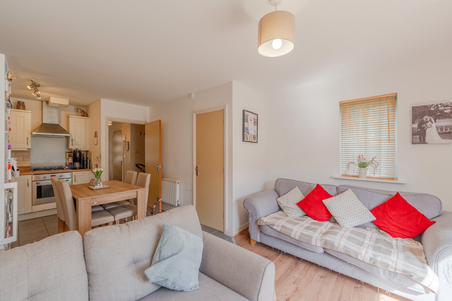 3 bed semi-detached house for sale in Dunnock Way, St. Ives  - Property Image 6