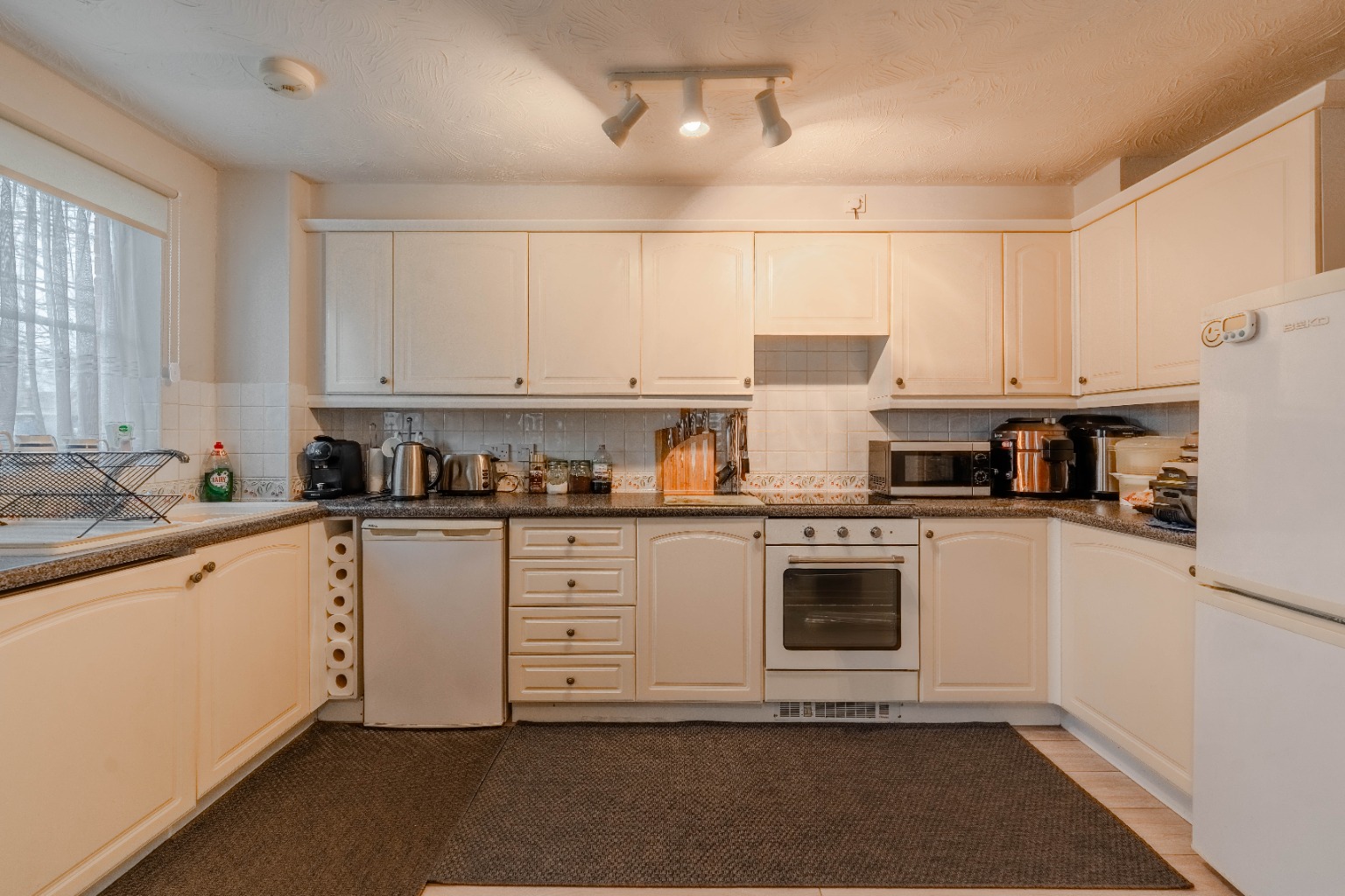 2 bed ground floor flat for sale in Jubilee Green, Cambridgeshire  - Property Image 4