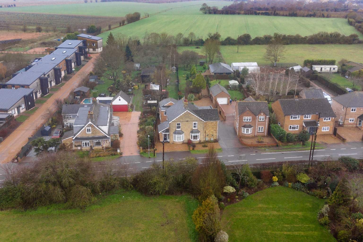 4 bed semi-detached house for sale in Earith Road, Huntingdon 22