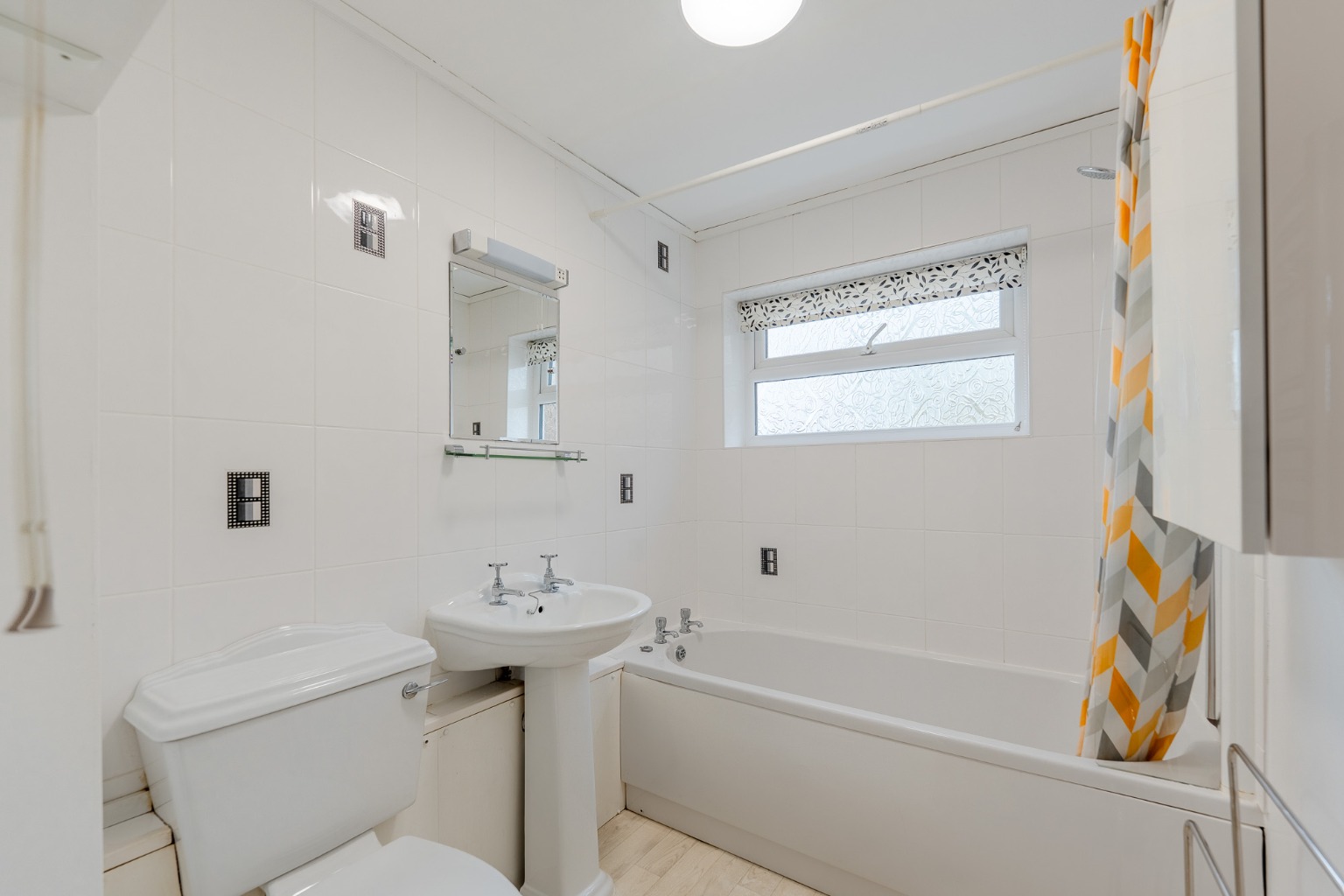 2 bed ground floor flat for sale in Warren Road, St. Ives  - Property Image 10