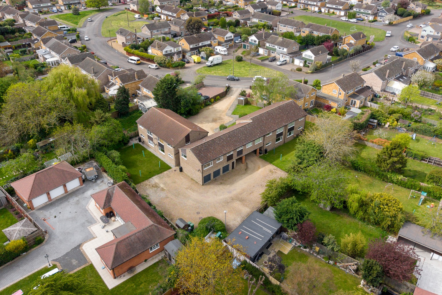 2 bed ground floor flat for sale in Warren Road, St. Ives  - Property Image 12