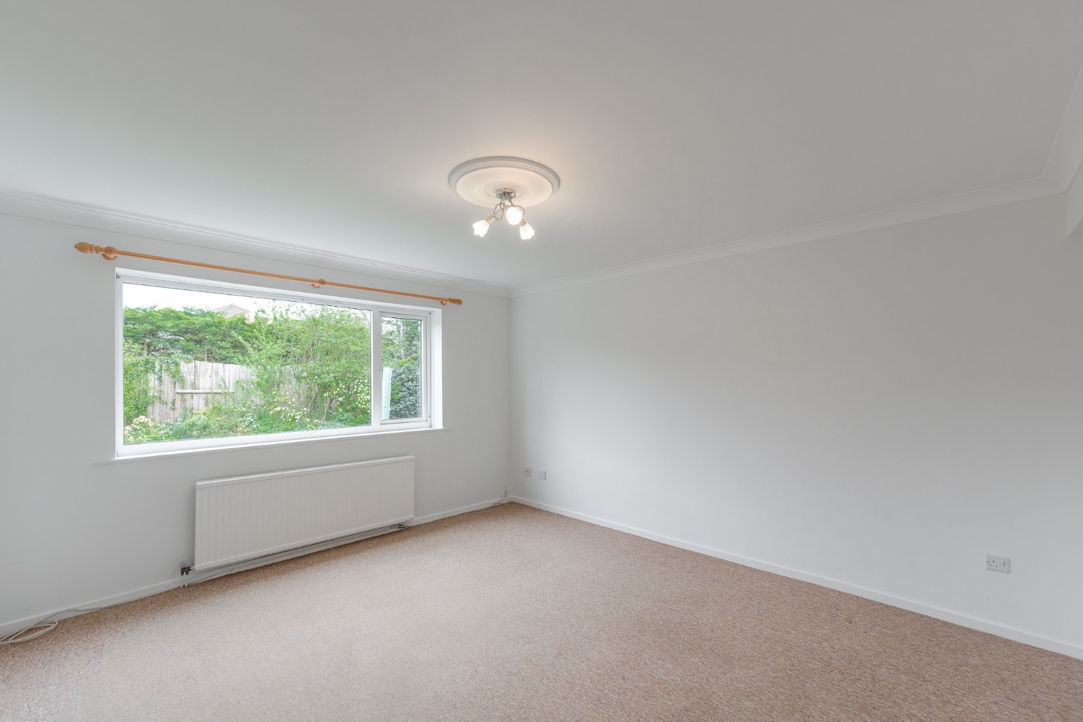2 bed ground floor flat for sale in Warren Road, St. Ives 2