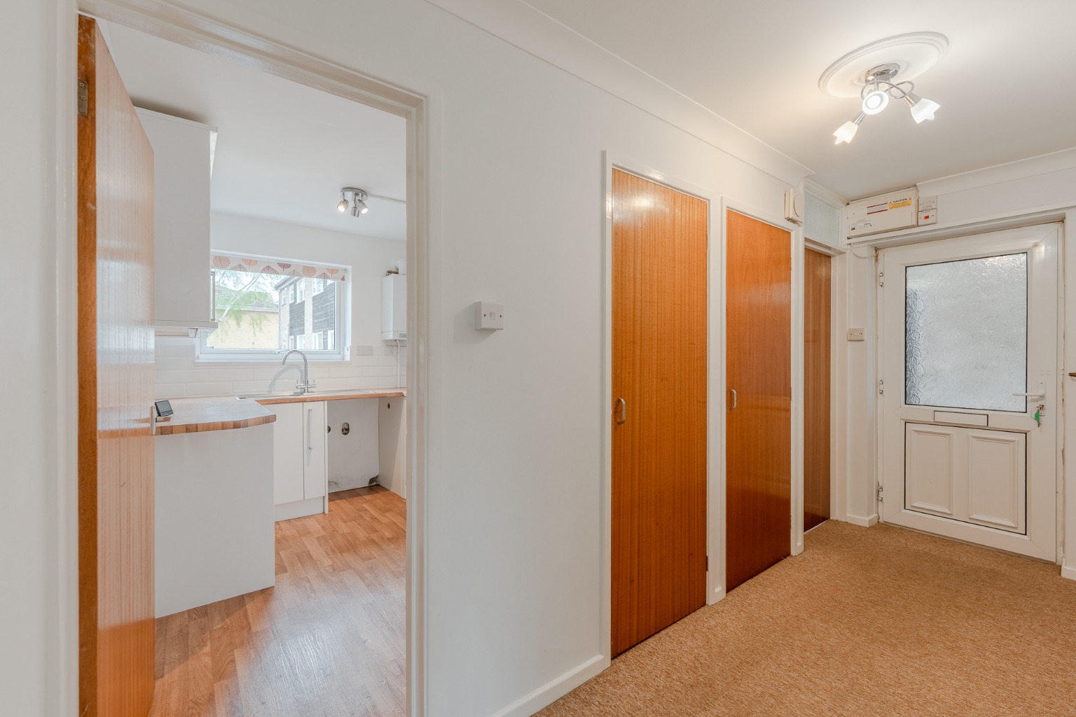 2 bed ground floor flat for sale in Warren Road, St. Ives 4