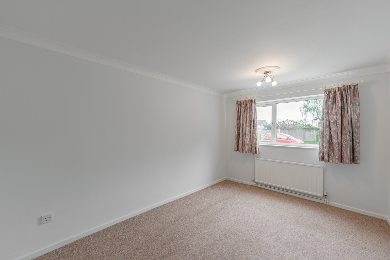 2 bed ground floor flat for sale in Warren Road, St. Ives 7