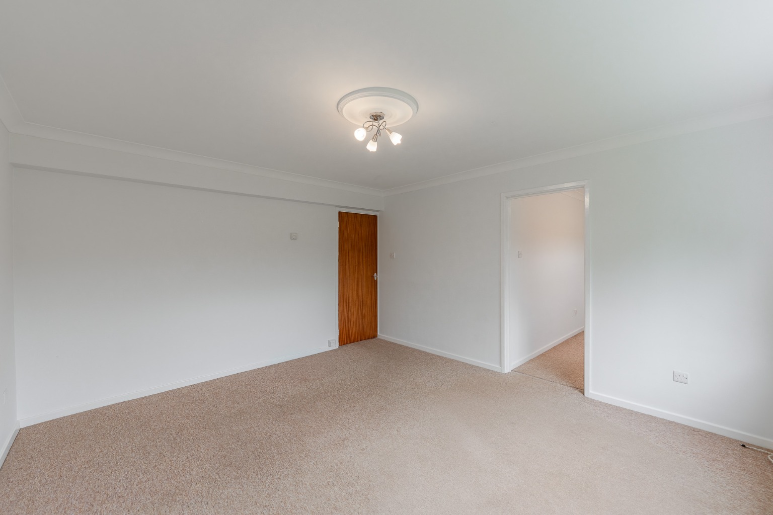 2 bed ground floor flat for sale in Warren Road, St. Ives  - Property Image 7