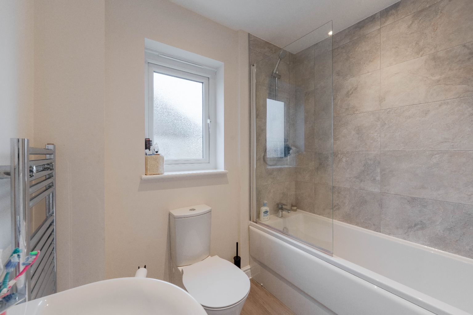 4 bed detached house for sale in Tiptoff Close, Cambridgeshire  - Property Image 15