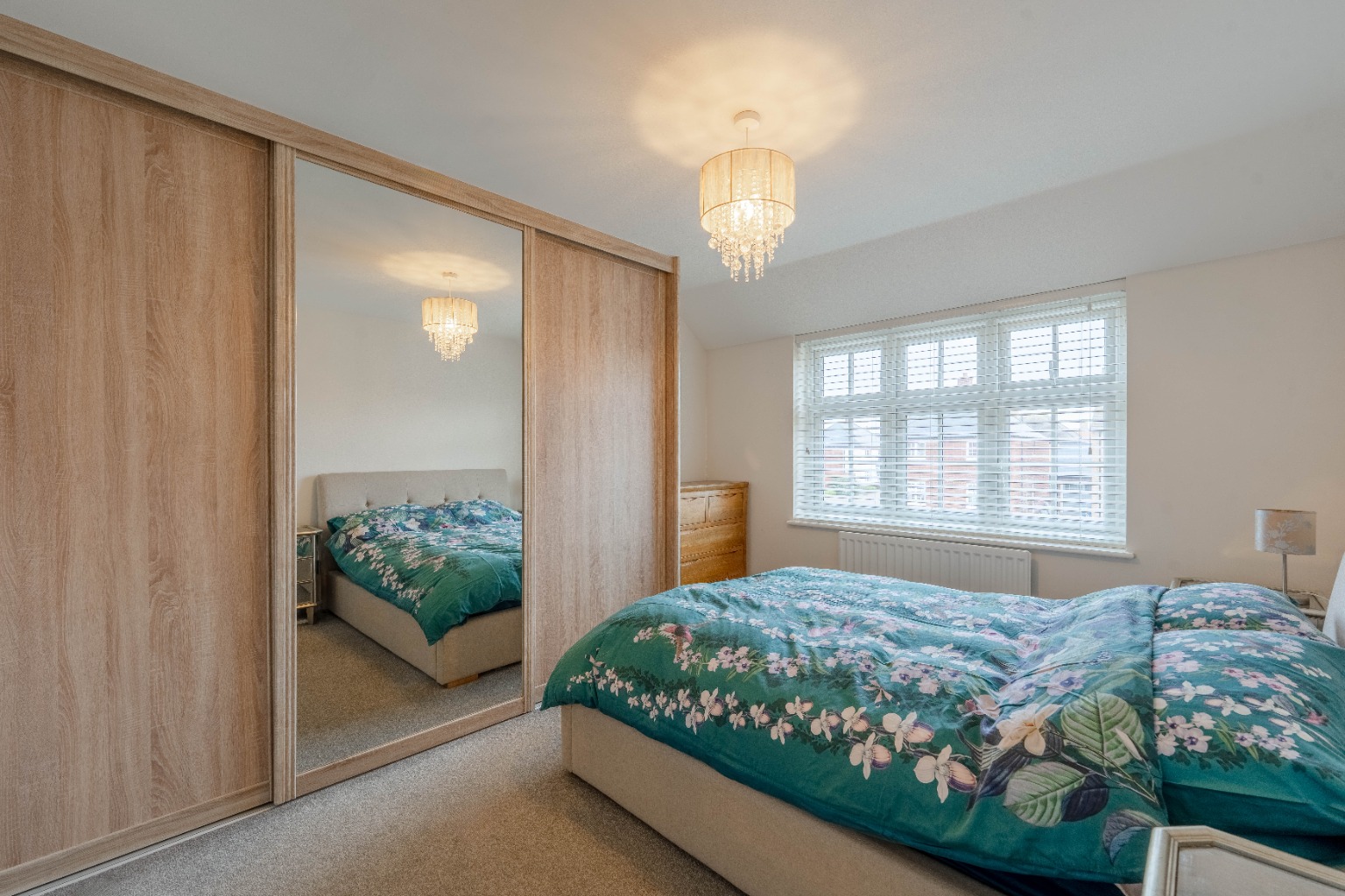 4 bed detached house for sale in Tiptoff Close, Cambridgeshire  - Property Image 9