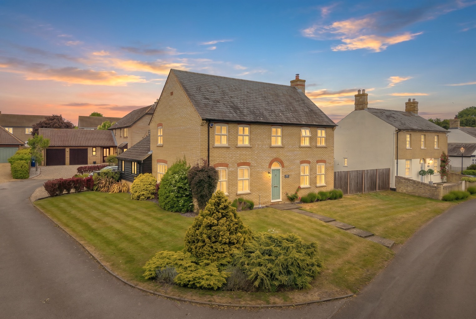 4 bed detached house for sale in South Street, Huntingdon 29