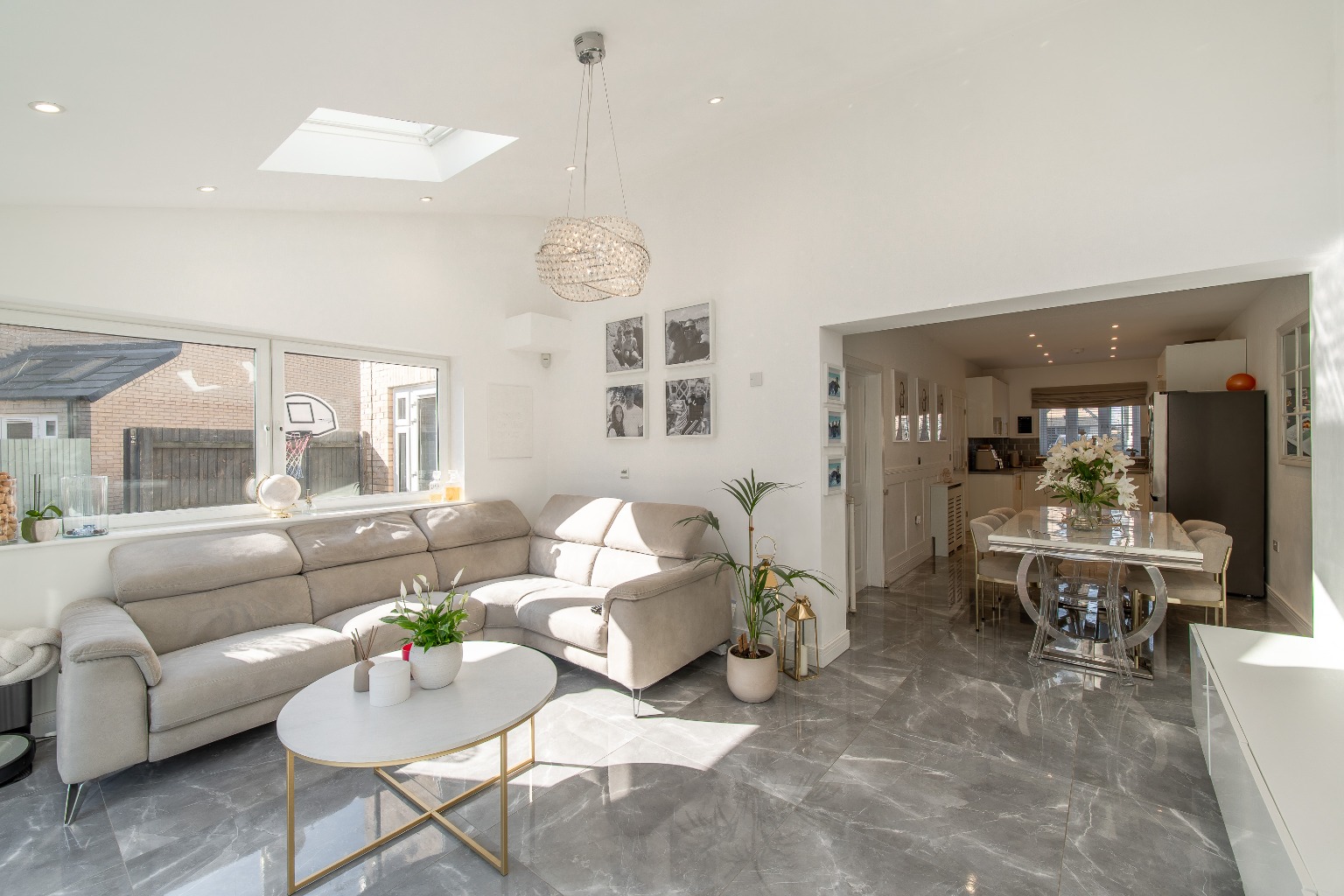 4 bed detached house for sale in Lesley Way, Cambridgeshire  - Property Image 11