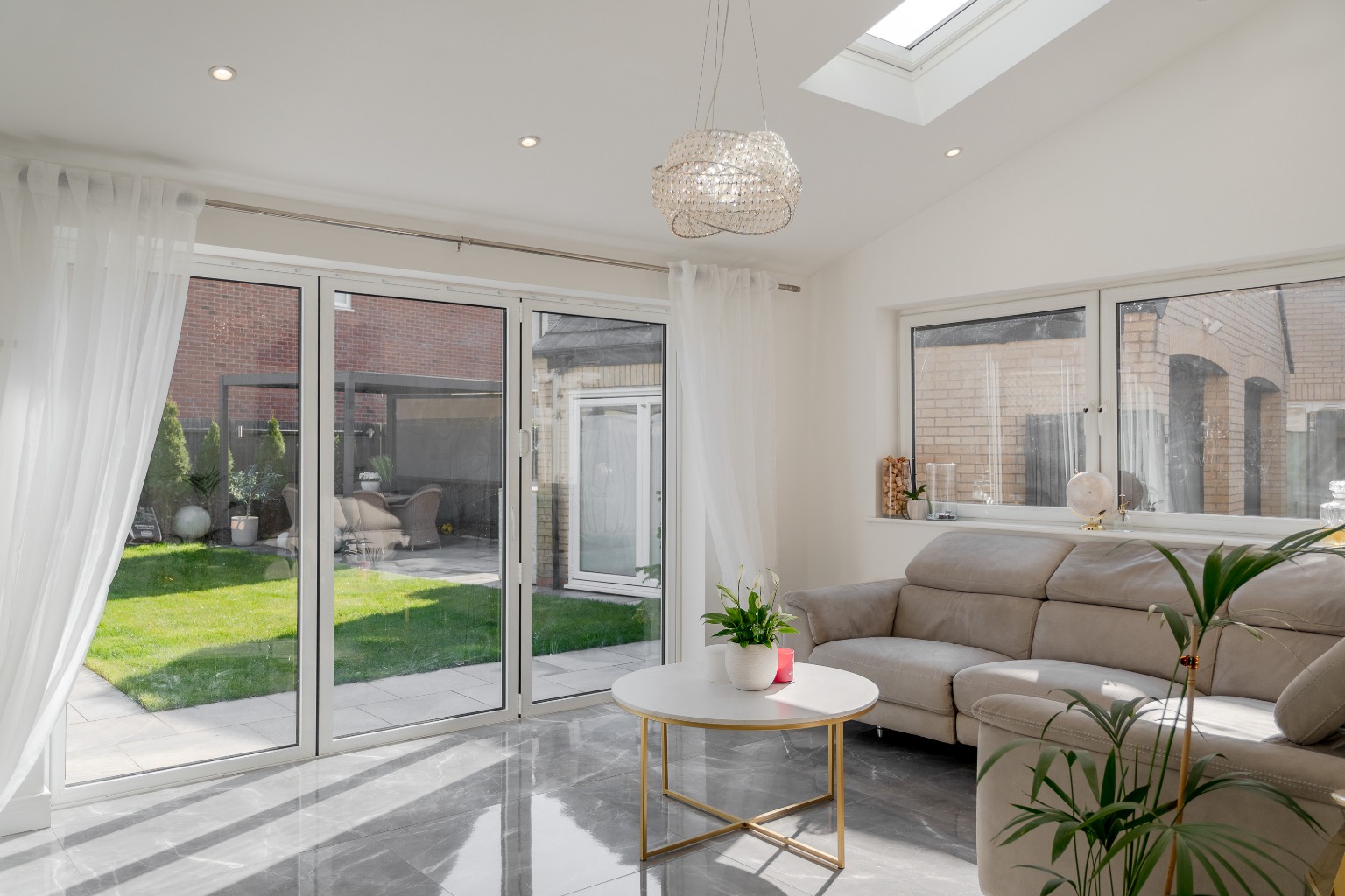 4 bed detached house for sale in Lesley Way, Cambridgeshire  - Property Image 12