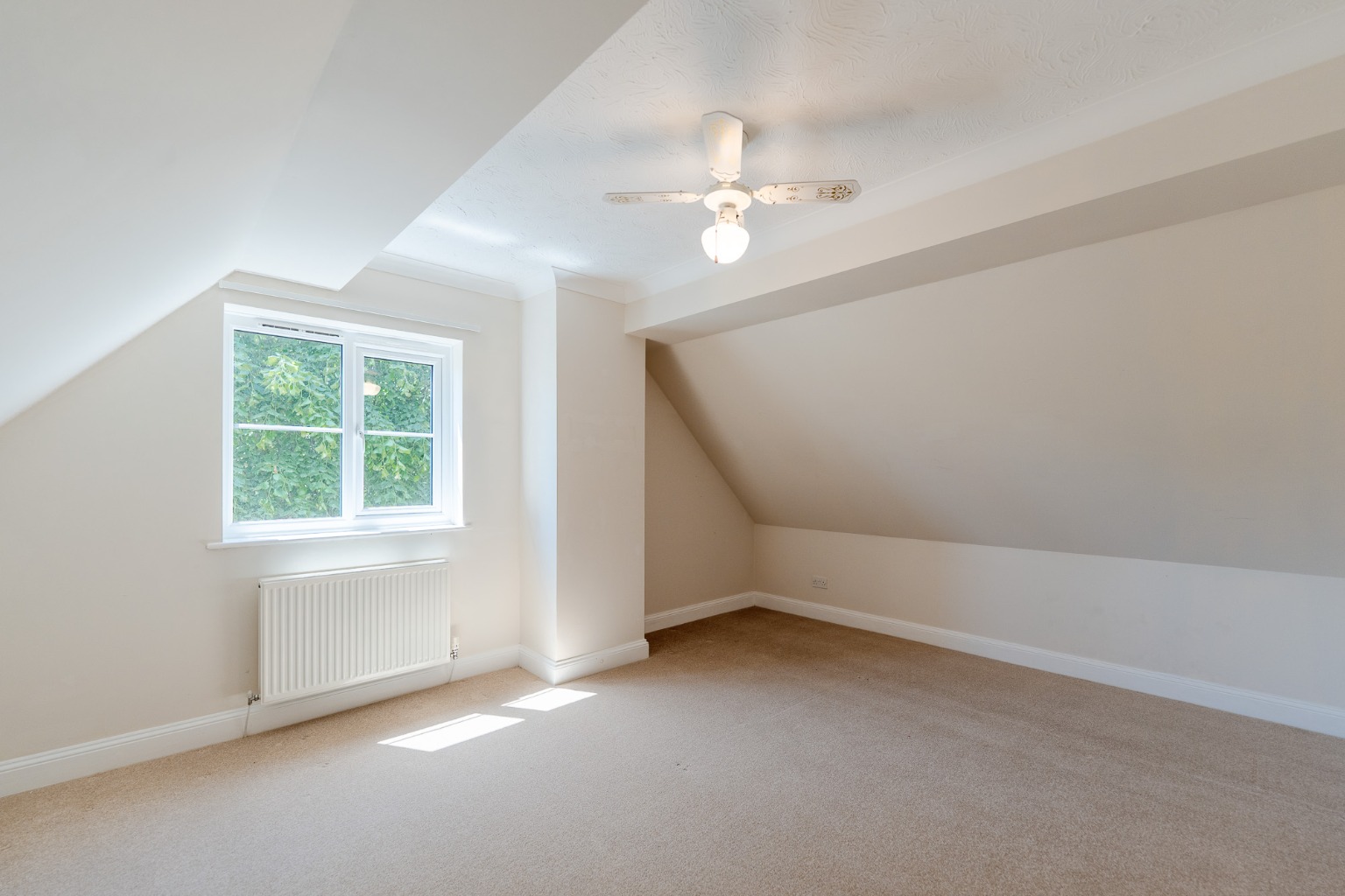 5 bed detached house for sale in Hammond Way, Huntingdon 16