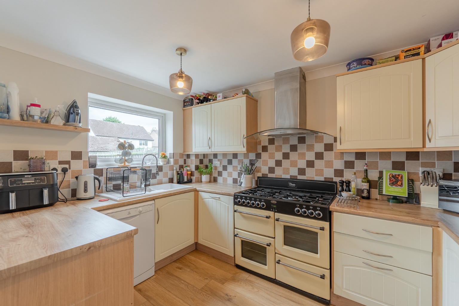 3 bed terraced house for sale in London Road, Huntingdon 5