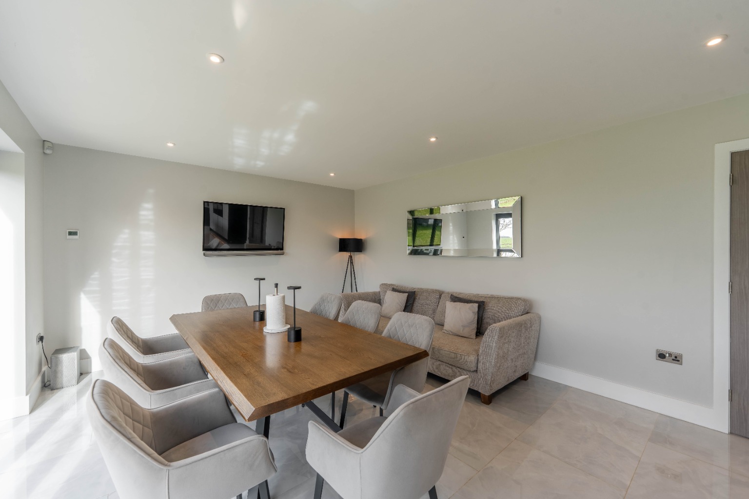 4 bed detached house for sale in Warboys Road, Huntingdon 9