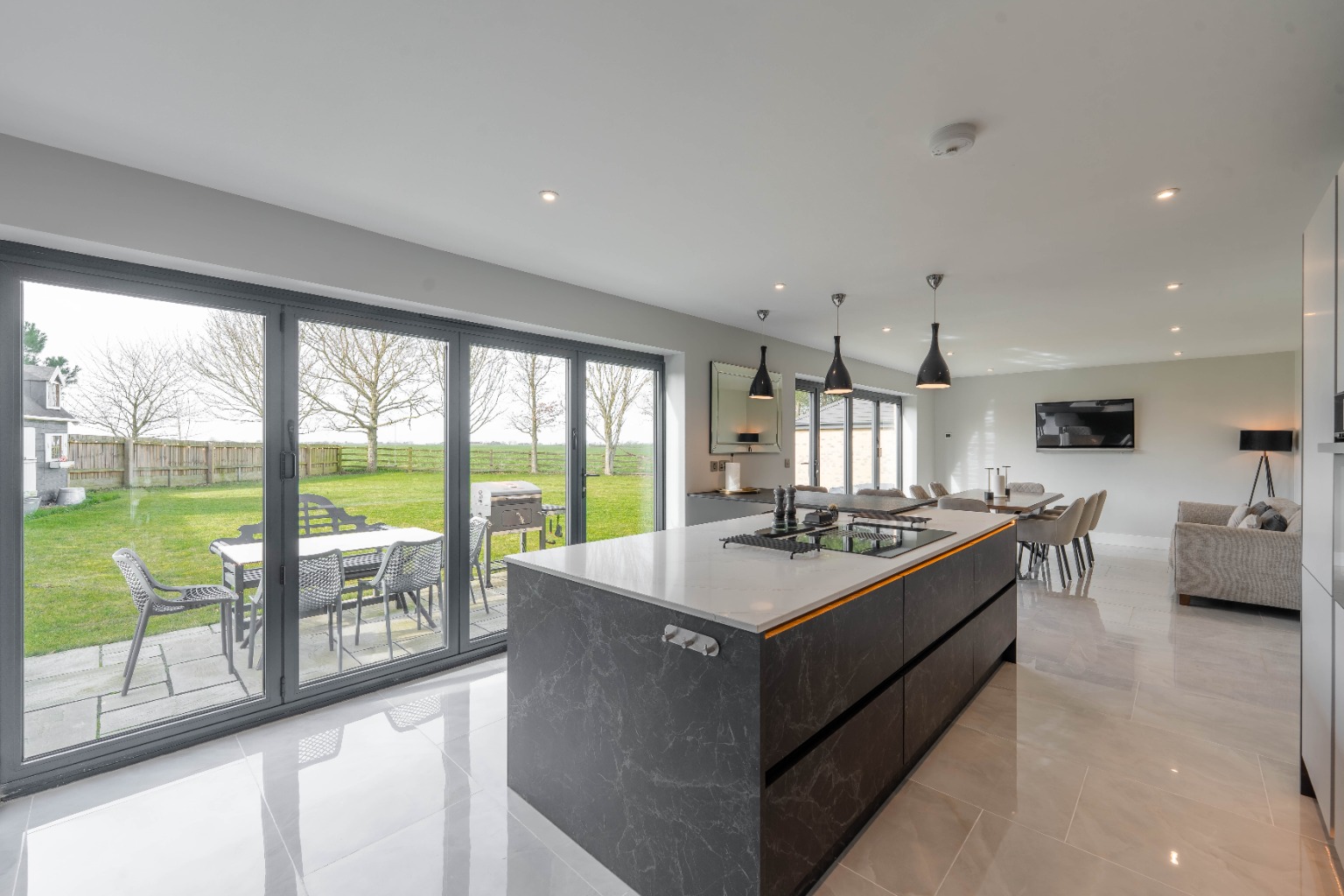 4 bed detached house for sale in Warboys Road, Huntingdon 8