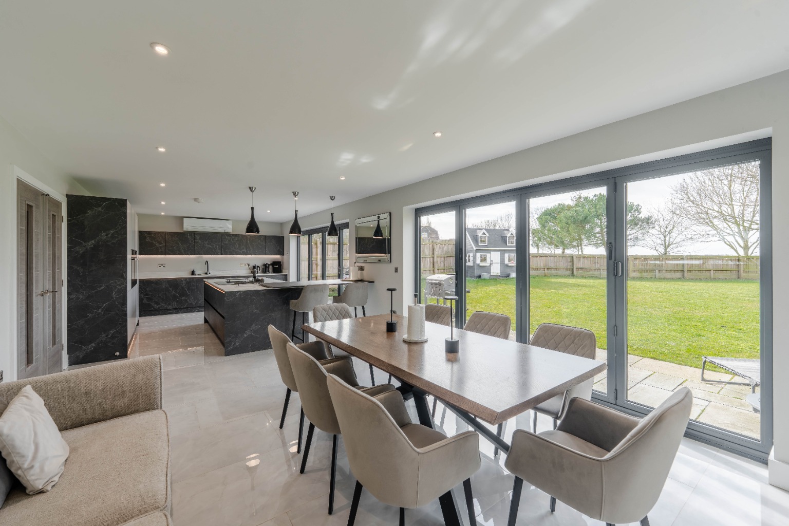 4 bed detached house for sale in Warboys Road, Huntingdon 1