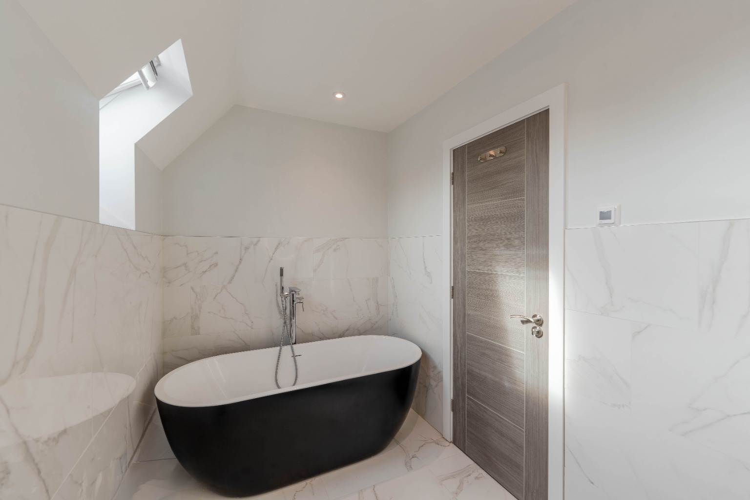 4 bed detached house for sale in Warboys Road, Huntingdon  - Property Image 15